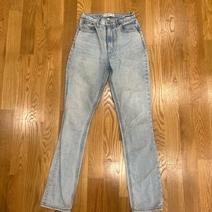 Abercrombie 90s Slim Straight High Rise Jeans